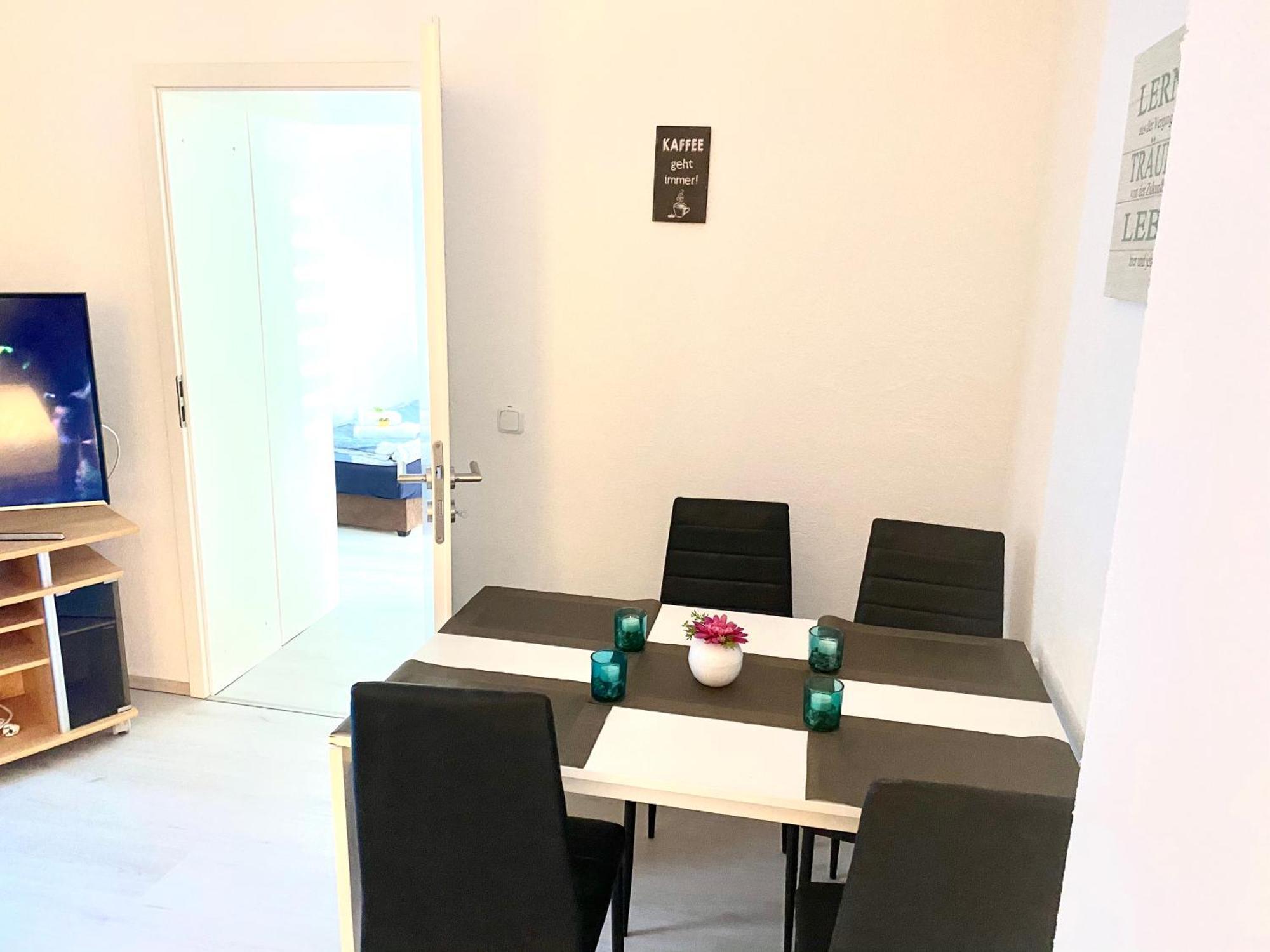 Monteurwohnung Am Flughafen 施科伊迪茨 外观 照片
